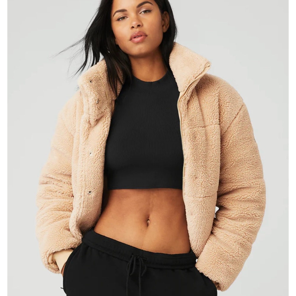 Never been worn all Sherpa jacket xs no tags